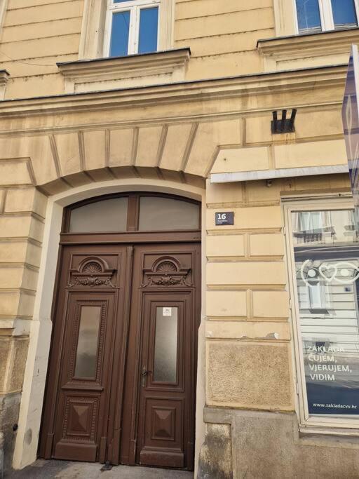 Olden House-central Apartment-parking *